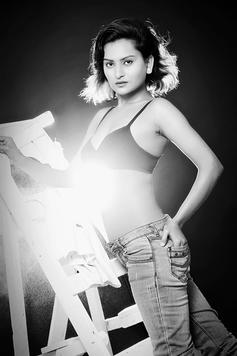 Female model photo shoot of Dolly Arya  in Mumbai studio