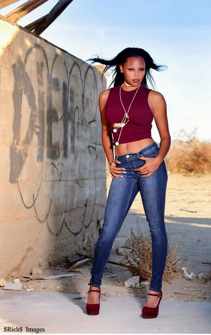 Female model photo shoot of Oscha Beverly