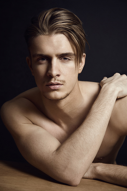 Male model photo shoot of Frank Mijares
