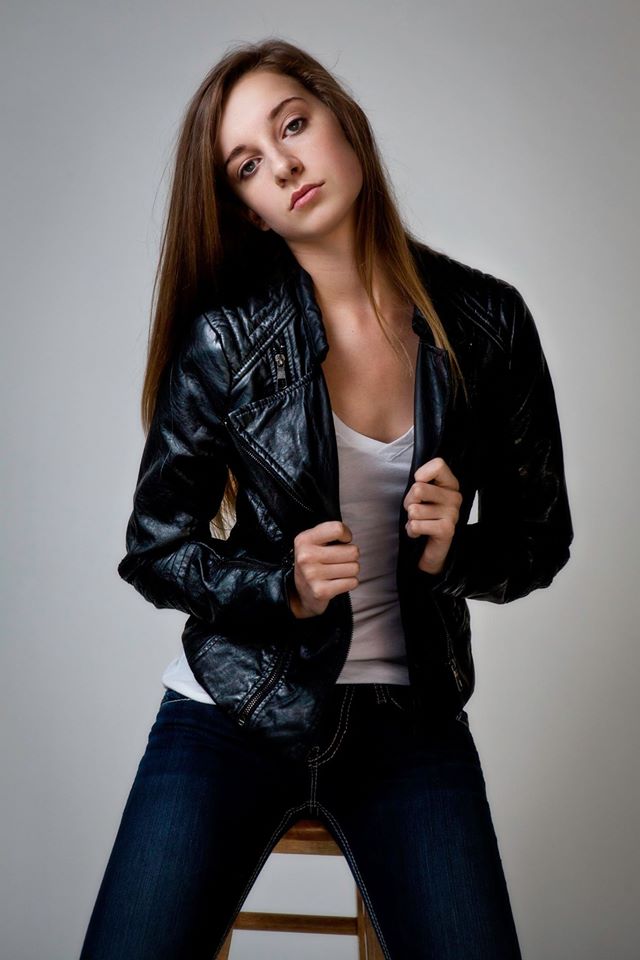Female model photo shoot of Alexandria Fawcett
