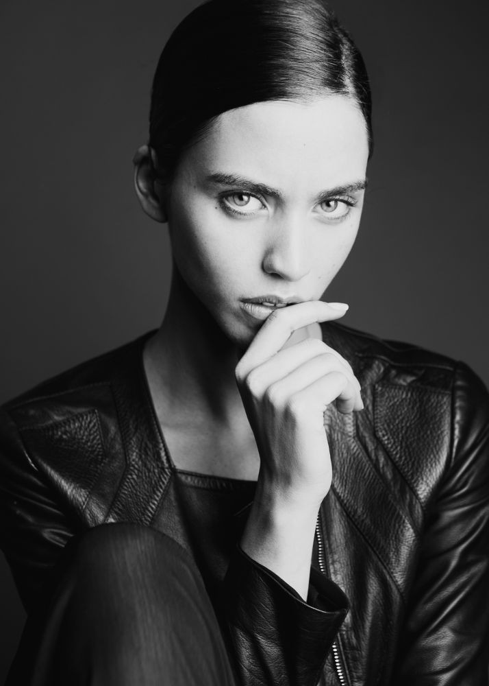 Female model photo shoot of NoemieCherki