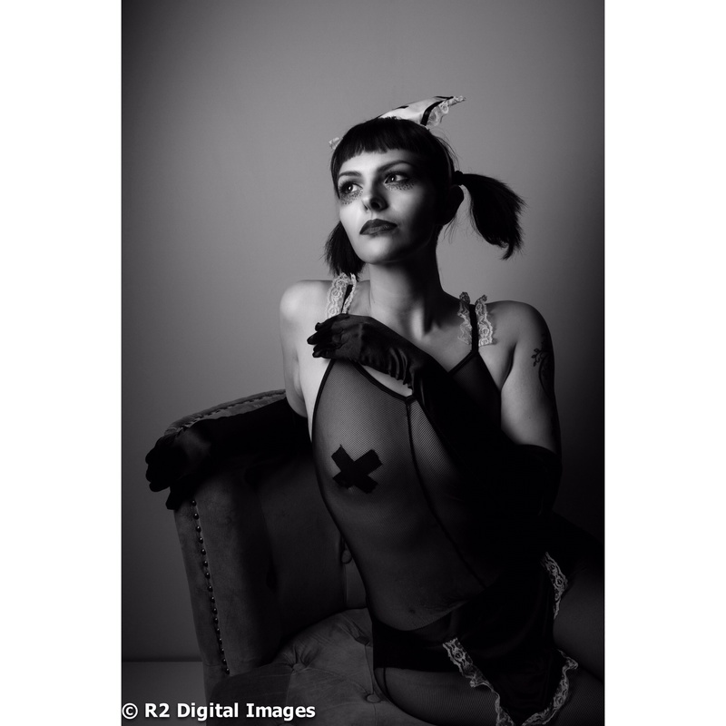 Female model photo shoot of Toxic Delerium by R2 Digital Images
