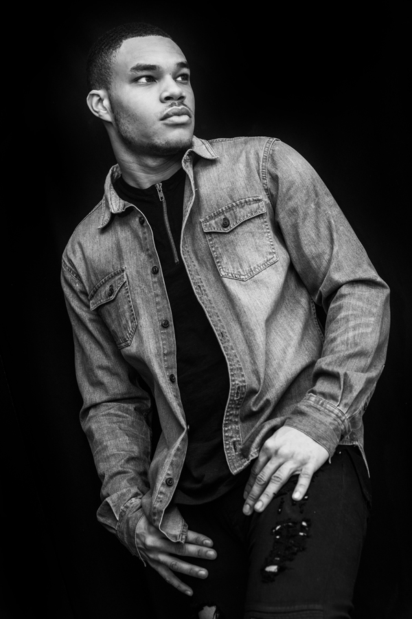 Male model photo shoot of Michael Oshin