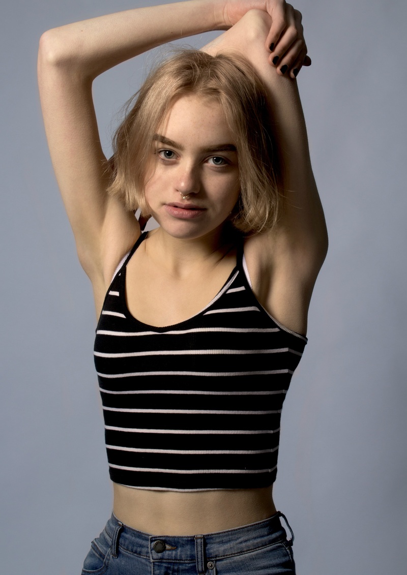 Female model photo shoot of skeech
