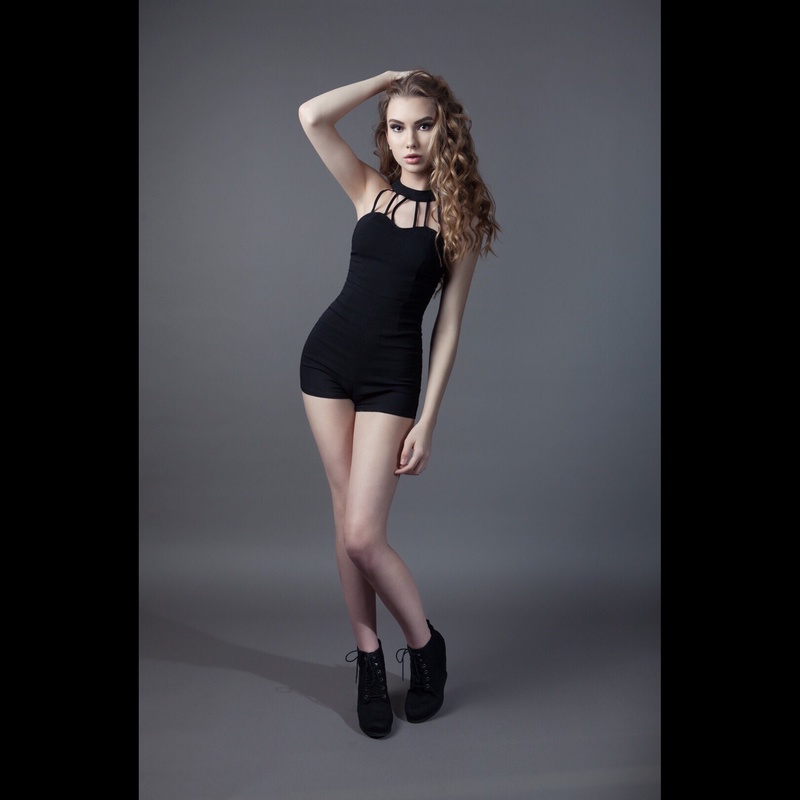 Female model photo shoot of Taylor_McLain in LA , CA