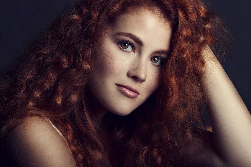 Female model photo shoot of Rosa Bild