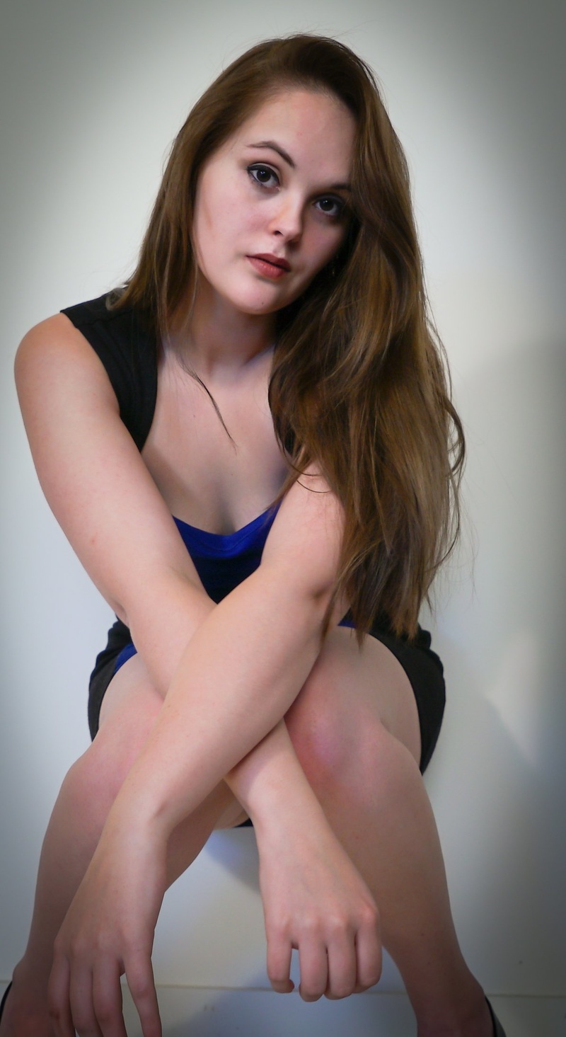 Female model photo shoot of CourtneyAday