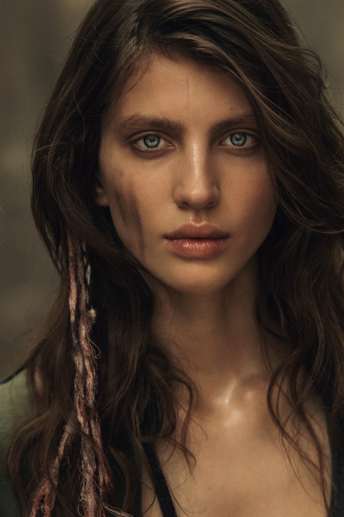 Female model photo shoot of RomaMilova
