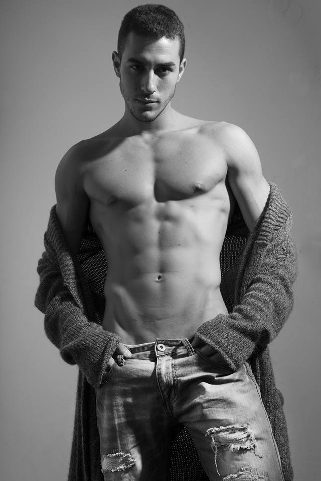 Male model photo shoot of Manuel Adriano