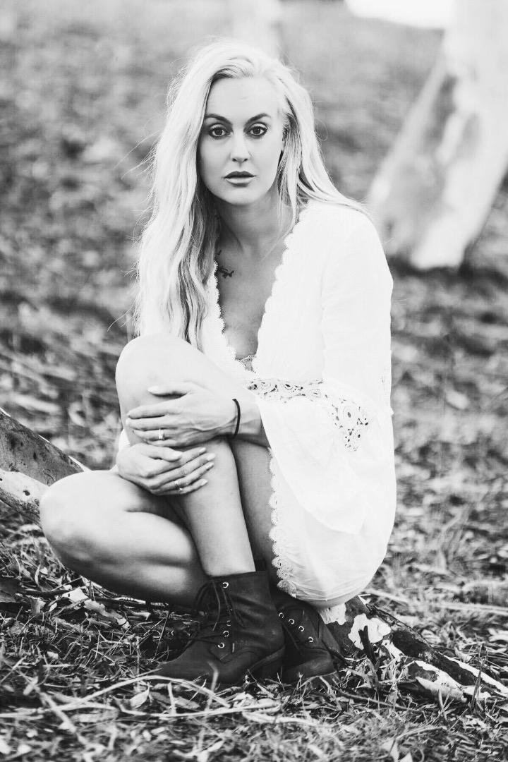 Female model photo shoot of Kimberly Lush