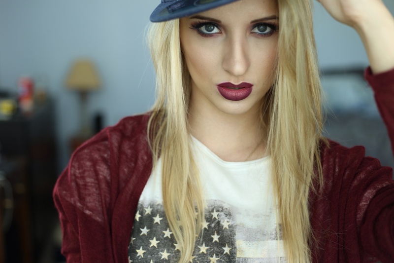 Female model photo shoot of Inessa Sophia 