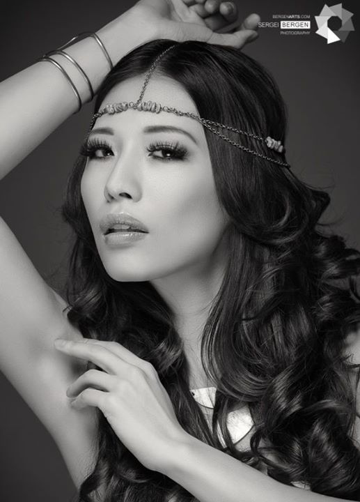Female model photo shoot of Joanna Le