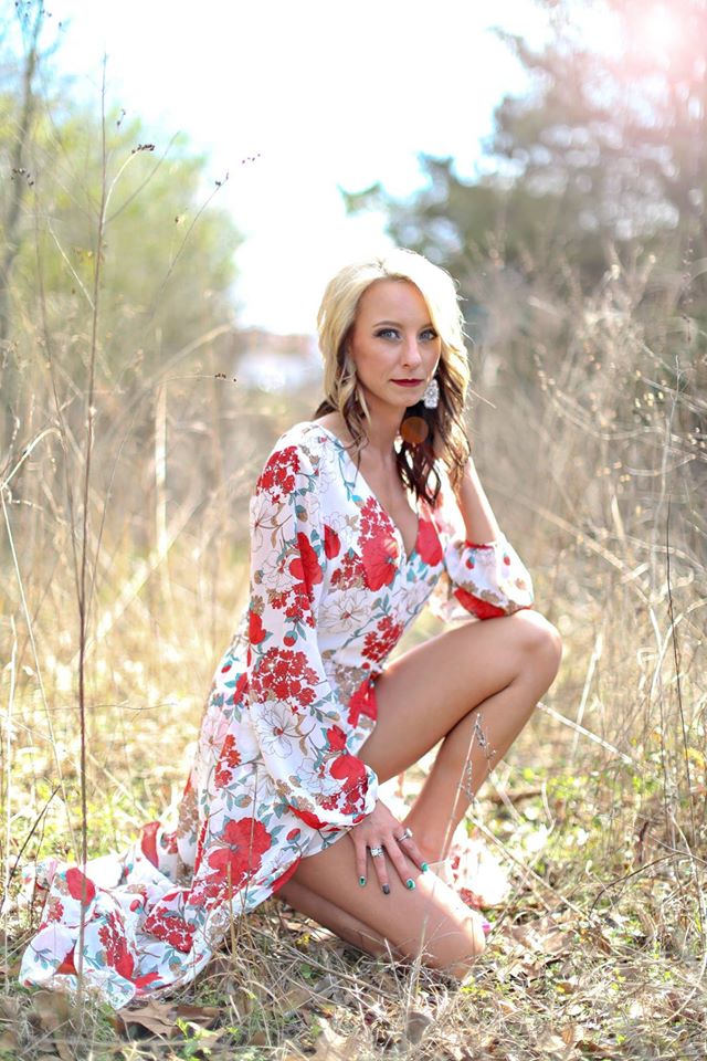 Female model photo shoot of Sarahnicolehogg in Lufkin, Texas