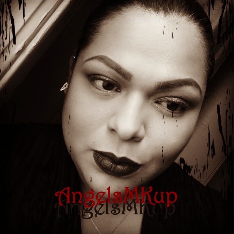 Female model photo shoot of Angelmkup