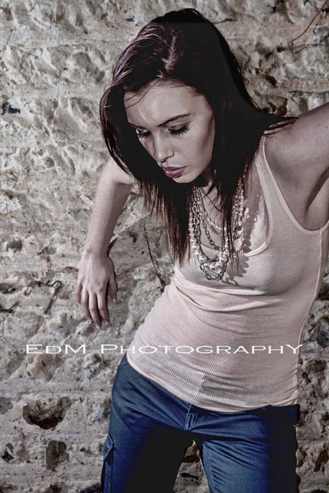 Female model photo shoot of Kirsty-Megan
