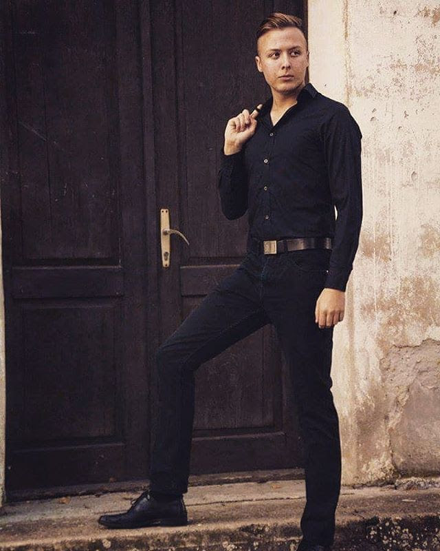 Male model photo shoot of mradivojevich