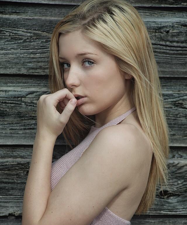 Female model photo shoot of genessseefrench