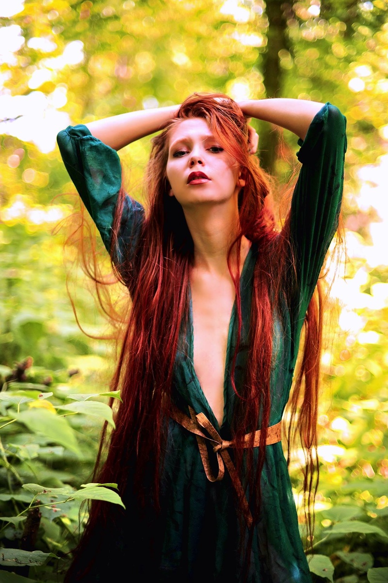 Female model photo shoot of Amalia Oseaca