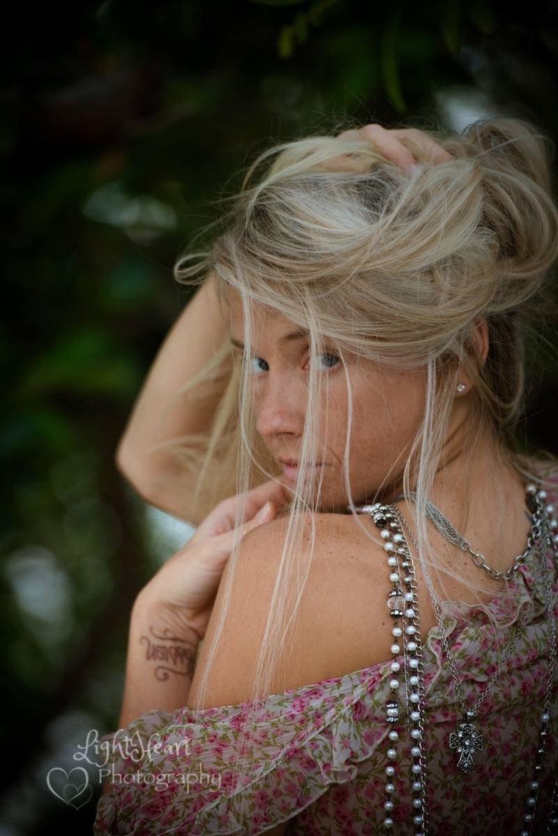 Female model photo shoot of Rachel Ledford in St. Petersburg, FL