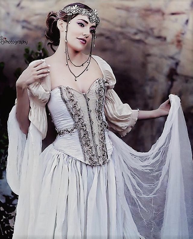 Female model photo shoot of Melissa Marrs-Luna