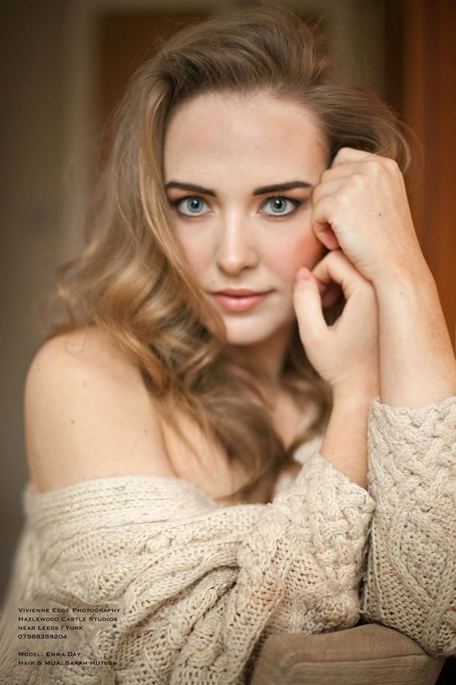 Female model photo shoot of Emma Victoria Day
