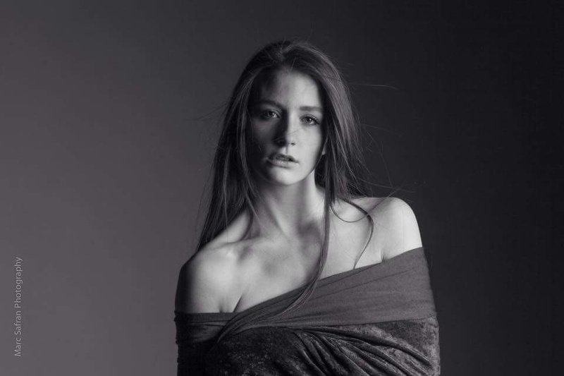 Female model photo shoot of sarahdeanguerra