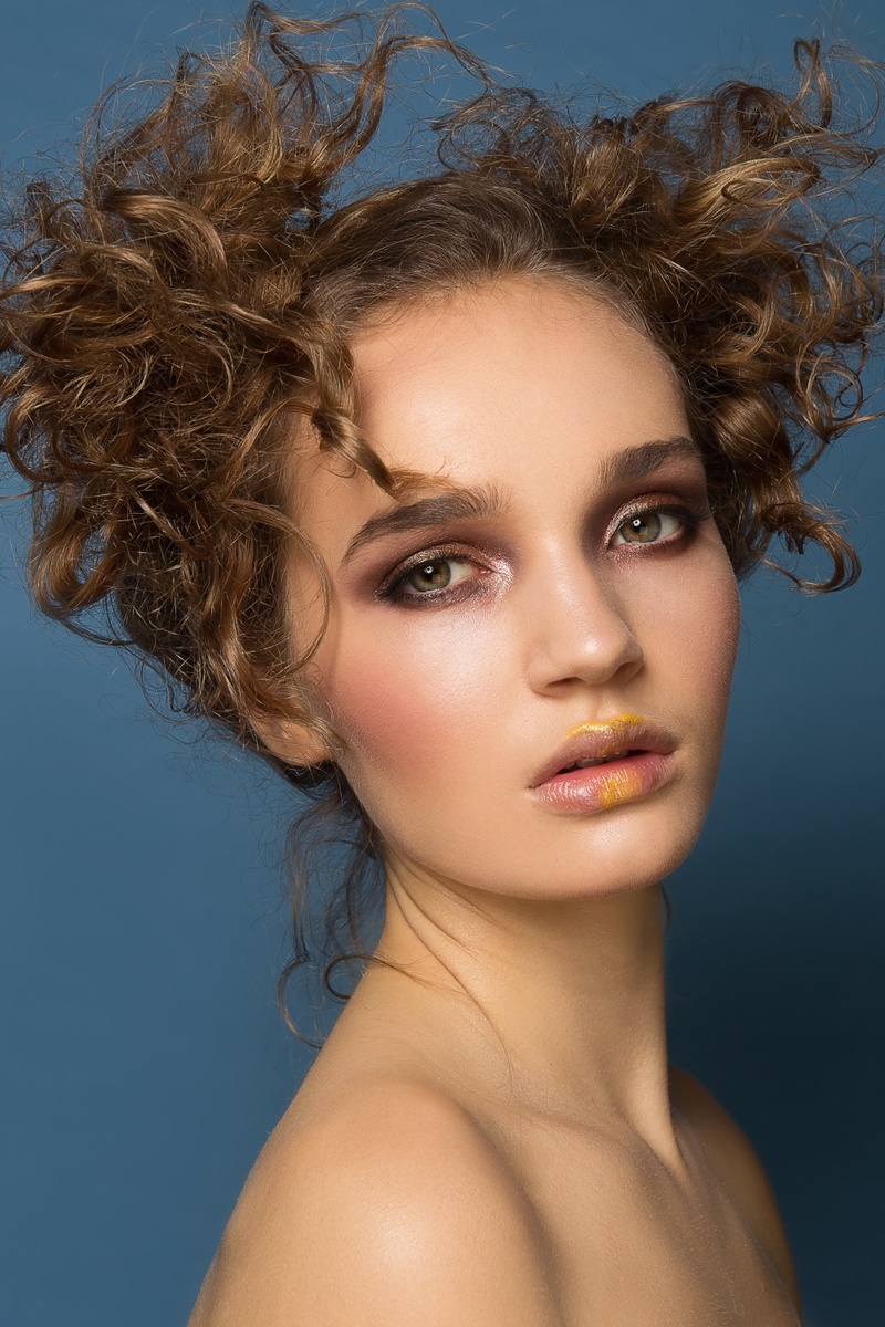 Female model photo shoot of Yvetta makeup artist 