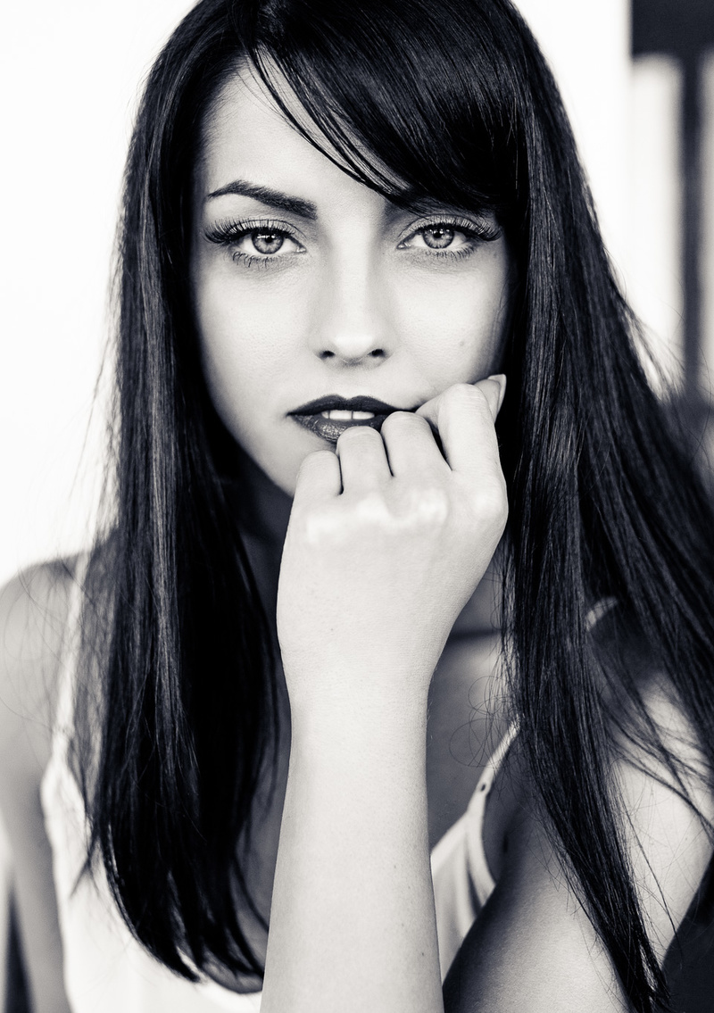 Female model photo shoot of Darah Kotanko