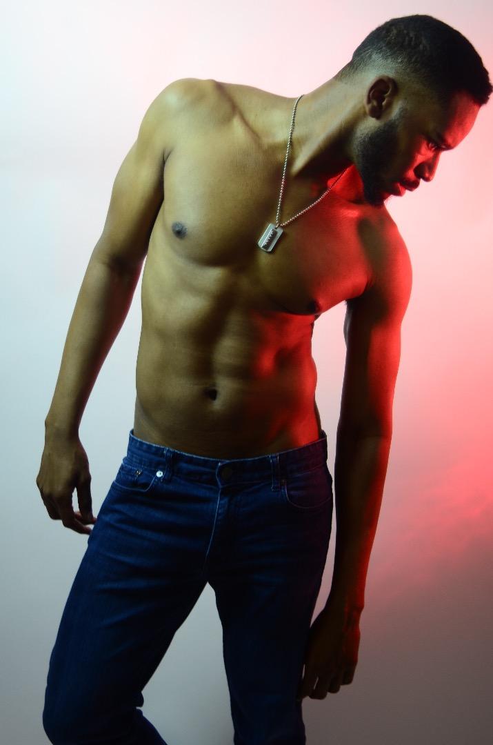 Male model photo shoot of Desmond Cash by la passion
