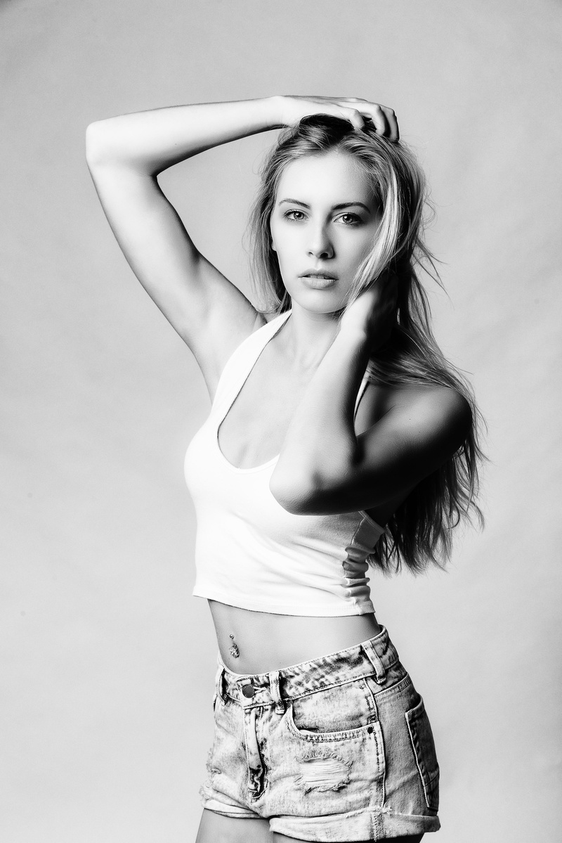 Female model photo shoot of Whitney Scasny