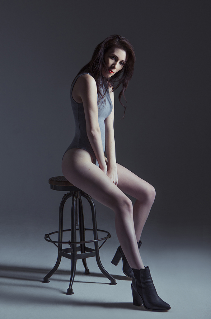 Female model photo shoot of Emma Potts