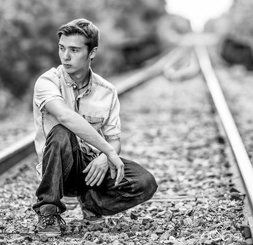 Male model photo shoot of Scott Evenson