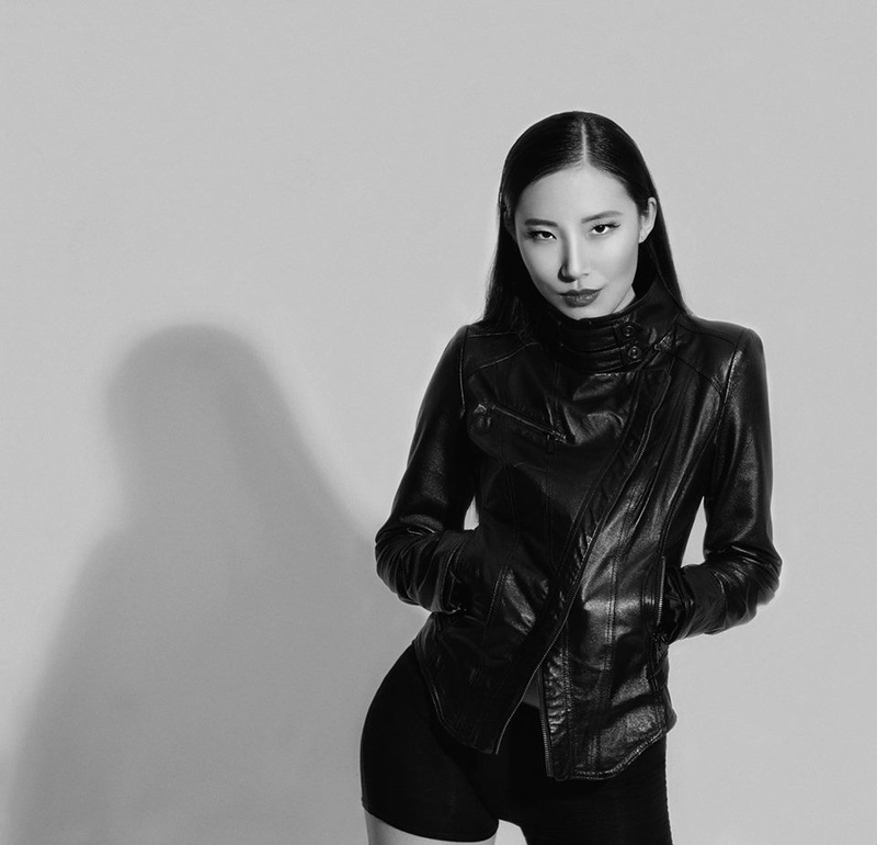 Female model photo shoot of RuiJie Tang