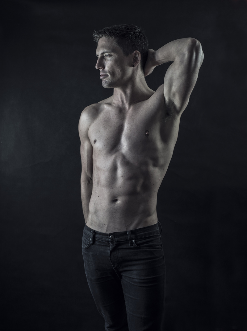 Male model photo shoot of AdrianCano