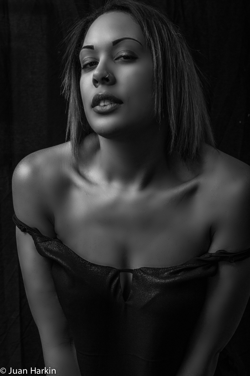 Female model photo shoot of simplyjalisa by Photographer007 in Toronto, Ontario