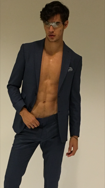 Male model photo shoot of ValentinB