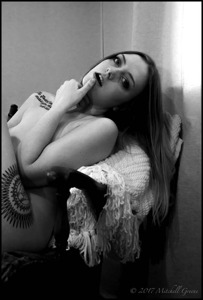 Female model photo shoot of Jenna-Palmer in Pontiac, MI