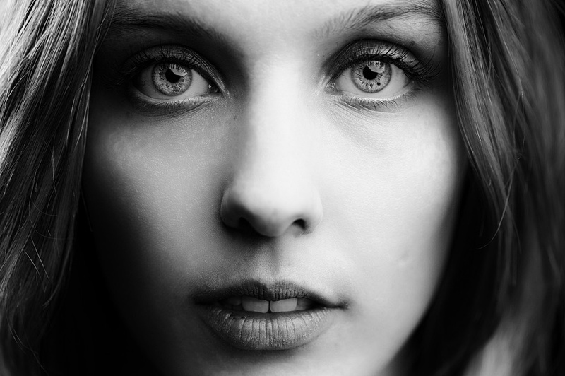 Female model photo shoot of Aura Vibin by Romantic Photographic