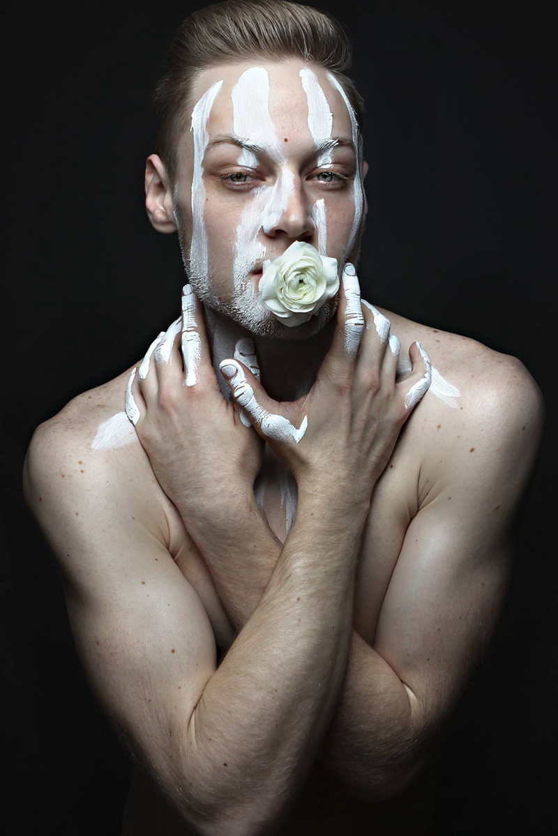 Male model photo shoot of Pawel Rzeznik