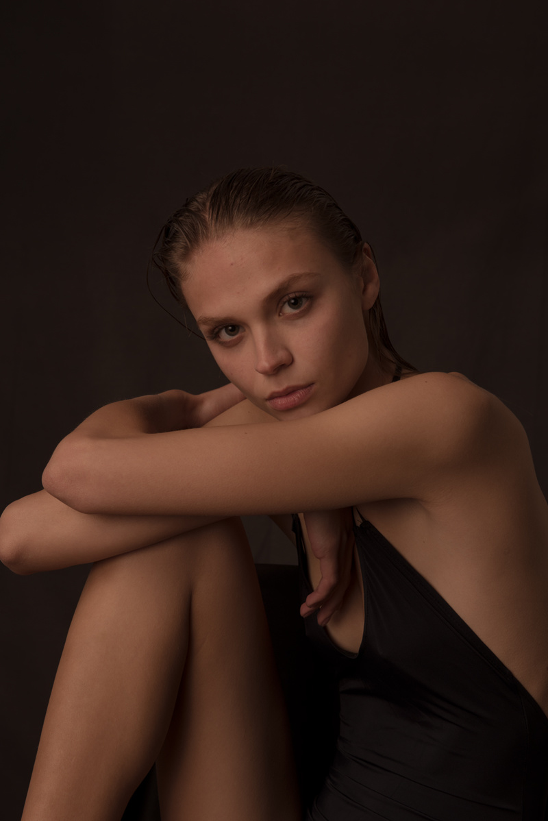 Female model photo shoot of Marina Hyd 