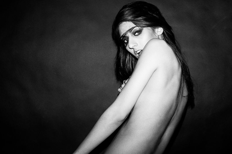 Female model photo shoot of Sinem