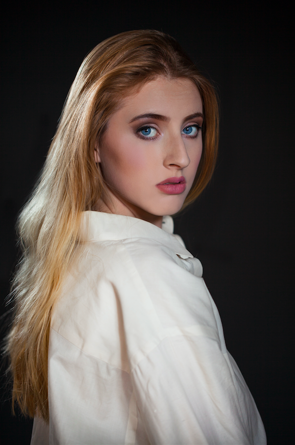Female model photo shoot of Angela Savannah