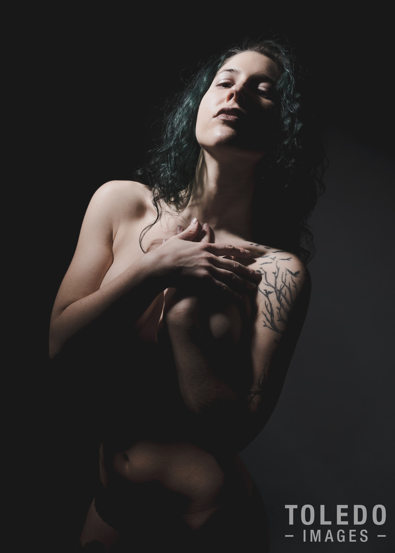 Female model photo shoot of LadyWolf by Melissa Toledo