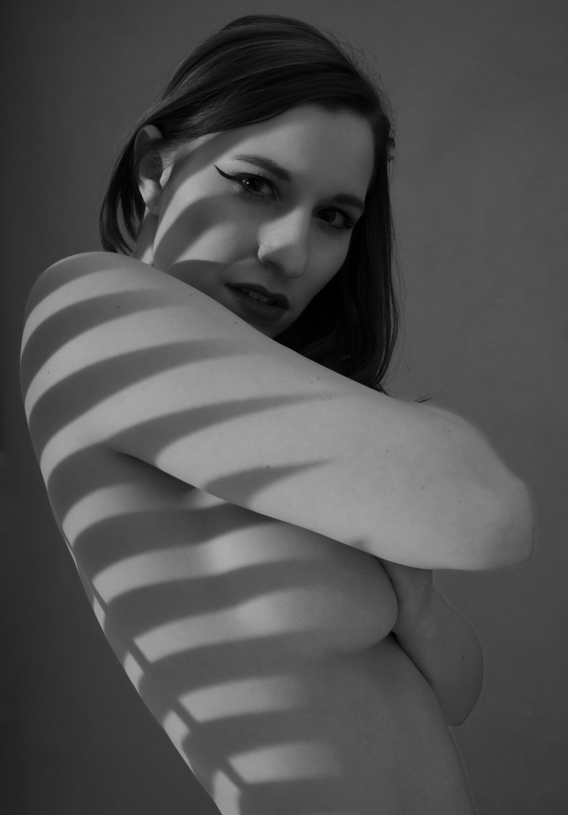 Female model photo shoot of Rryssa by JoePulliam in Portland Oregon