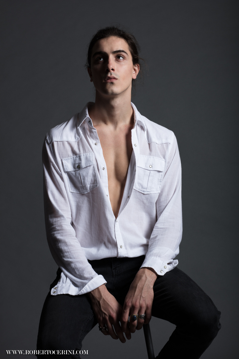 Male model photo shoot of Roberto Cerini