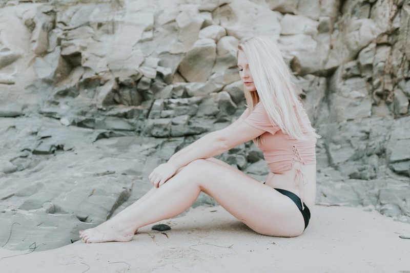 Female model photo shoot of haleyelsa in Goleta Beach