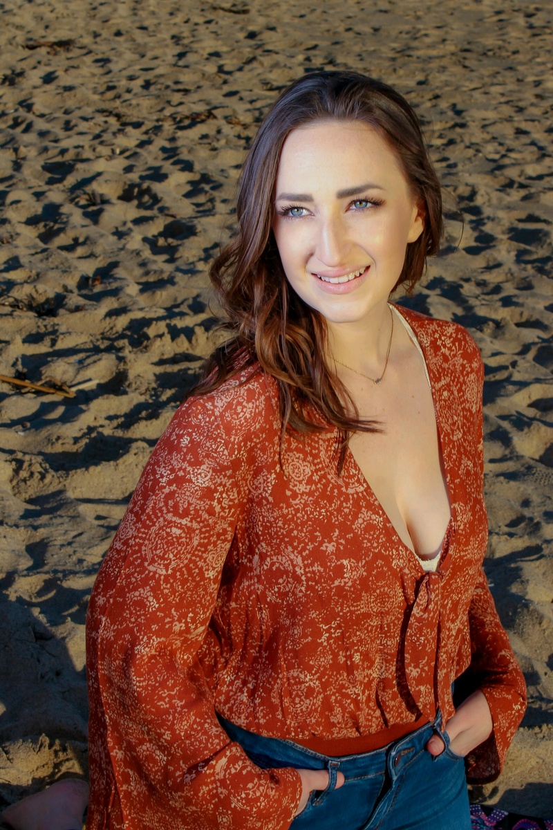 Female model photo shoot of Liz Miller in Laguna Beach, CA