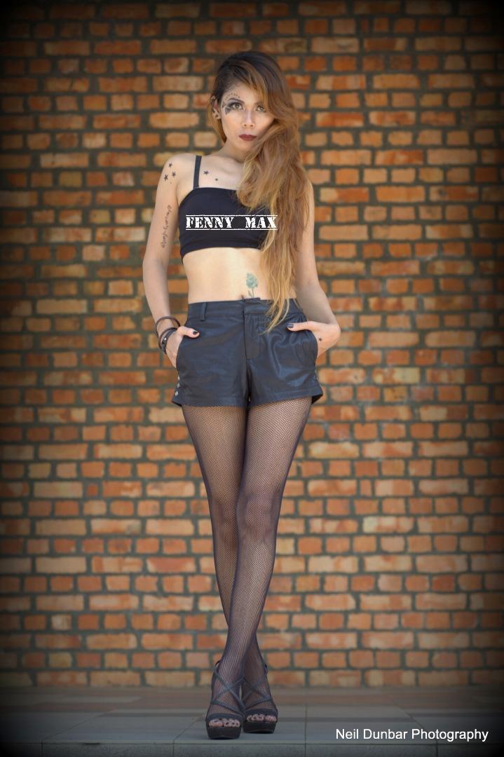 Female model photo shoot of Fenny Max
