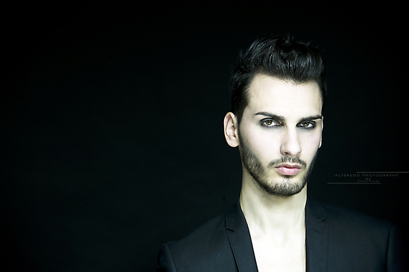 Male model photo shoot of Romain Alterego