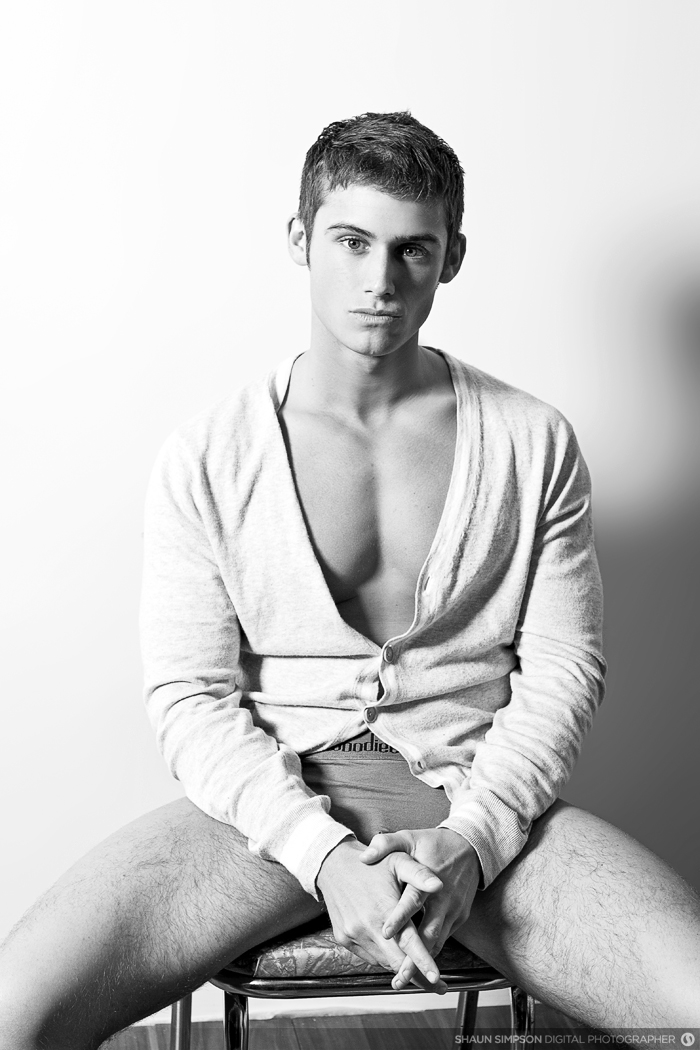 Male model photo shoot of Shaun Simpson